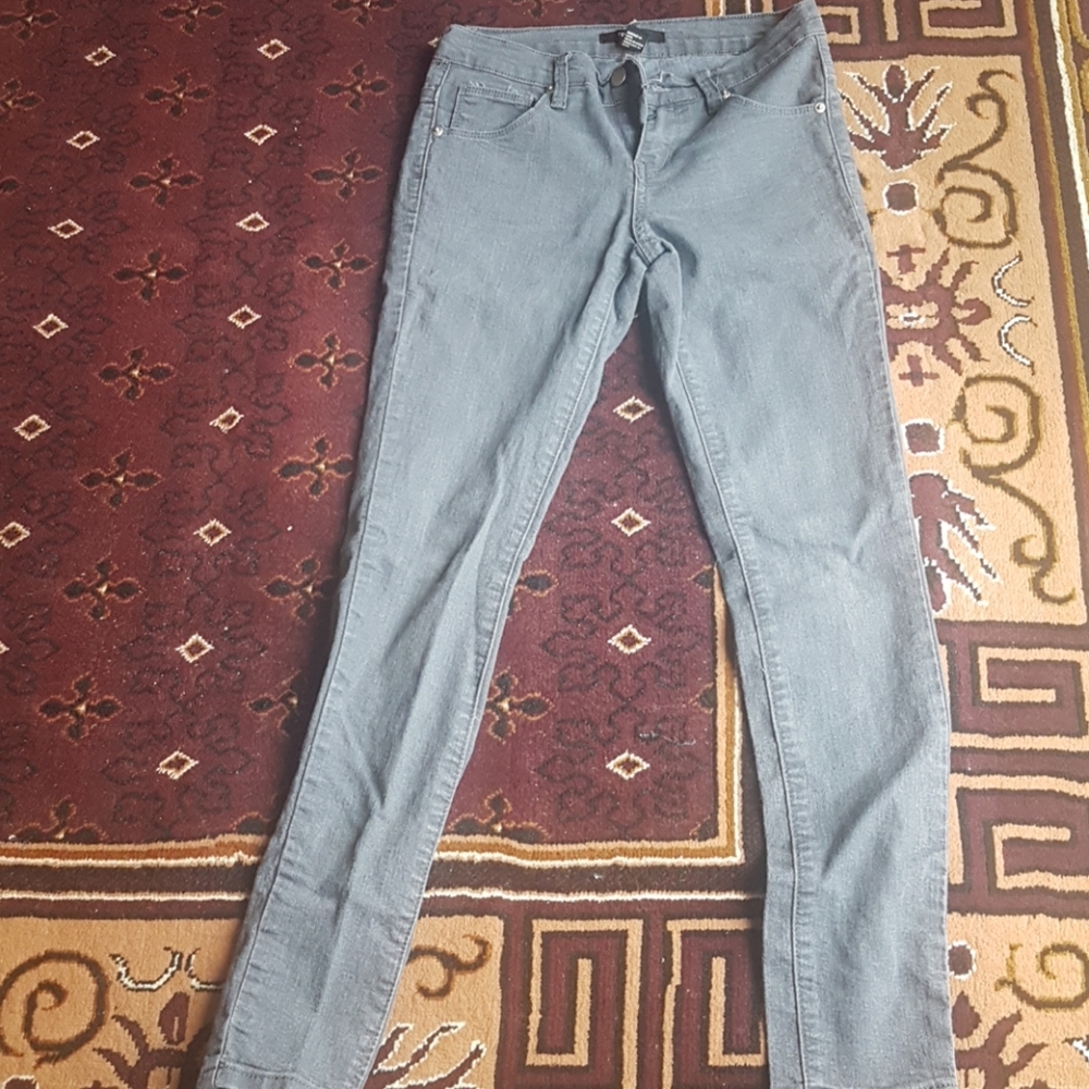 Skinny jeans